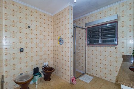 Casa de condomínio à venda com 168m², 3 quartos e 3 vagas Casa de condomínio à venda com 168m², 3 quartos e 3 vagasBanheiro