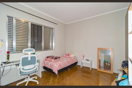 Casa de condomínio à venda com 168m², 3 quartos e 3 vagas Casa de condomínio à venda com 168m², 3 quartos e 3 vagasQuarto 3