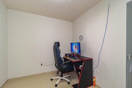 Casa de condomínio à venda com 168m², 3 quartos e 3 vagas Casa de condomínio à venda com 168m², 3 quartos e 3 vagasQuarto - Área de Serviço