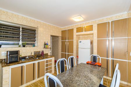 Casa de condomínio à venda com 168m², 3 quartos e 3 vagas Casa de condomínio à venda com 168m², 3 quartos e 3 vagasCozinha