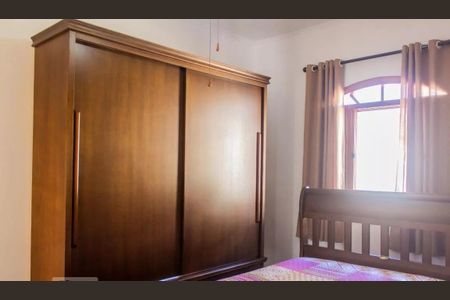 Casa à venda com 3 quartos, 144m² em Vila Lucinda, Santo André