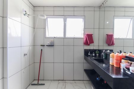 Apartamento à venda com 42m², 1 quarto e sem vaga Apartamento à venda com 42m², 1 quarto e sem vagaBanheiro