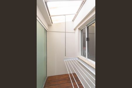 Casa de condomínio para alugar com 89m², 2 quartos e 1 vaga
