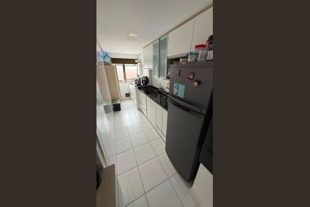 Cozinha de apartamento para alugar com 2 quartos, 99m² em Partenon, Porto Alegre