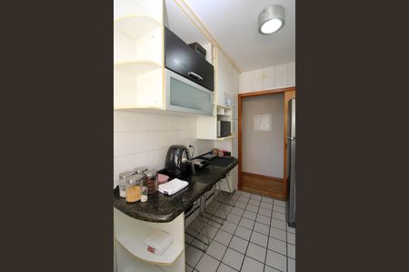 Apartamento para alugar com 72m², 3 quartos e 2 vagas Apartamento para alugar com 72m², 3 quartos e 2 vagasCozinha