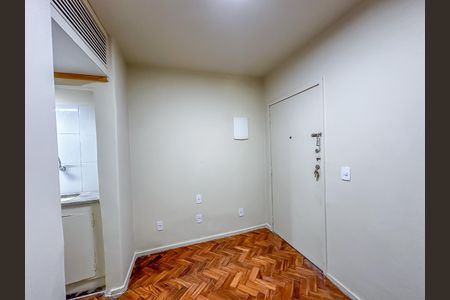 Kitnet/Studio para alugar com 1 quarto, 32m² em Centro, Rio de Janeiro