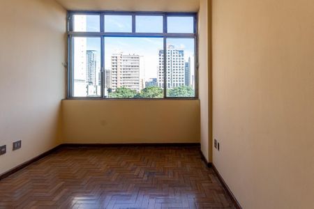 Apartamento à venda com 2 quartos, 110m² em Centro, Belo Horizonte