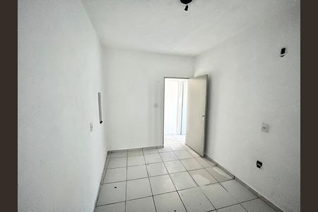 Quarto 2 de casa para alugar com 2 quartos, 50m² em Vila Espanhola, São Paulo