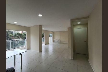 Apartamento à venda com 100m², 3 quartos e 2 vagas Apartamento à venda com 100m², 3 quartos e 2 vagasHall social