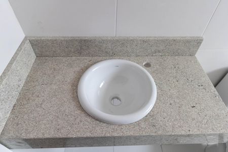 Apartamento à venda com 100m², 3 quartos e 2 vagas Apartamento à venda com 100m², 3 quartos e 2 vagasBanheiro