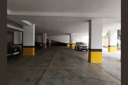 Apartamento à venda com 100m², 3 quartos e 2 vagas Apartamento à venda com 100m², 3 quartos e 2 vagasGaragem
