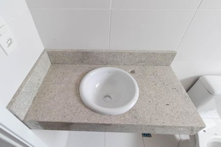 Apartamento à venda com 100m², 3 quartos e 2 vagas Apartamento à venda com 100m², 3 quartos e 2 vagasBanheiro