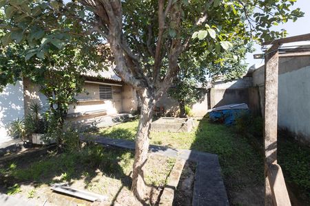 Casa à venda com 300m², 8 quartos e 2 vagas Casa à venda com 300m², 8 quartos e 2 vagasQuintal