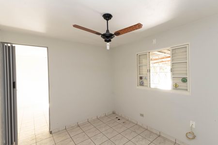Casa à venda com 300m², 8 quartos e 2 vagas Casa à venda com 300m², 8 quartos e 2 vagas
