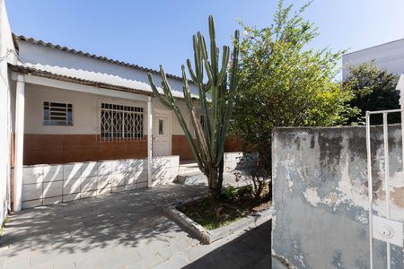 Casa à venda com 300m², 8 quartos e 2 vagas Casa à venda com 300m², 8 quartos e 2 vagasEntrada casa 2