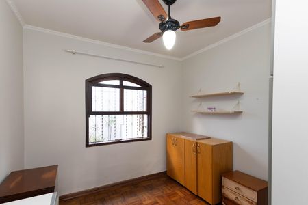 Casa à venda com 300m², 8 quartos e 2 vagas Casa à venda com 300m², 8 quartos e 2 vagasQuarto 1