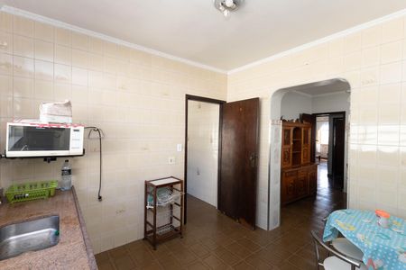 Casa à venda com 300m², 8 quartos e 2 vagas Casa à venda com 300m², 8 quartos e 2 vagasCozinha