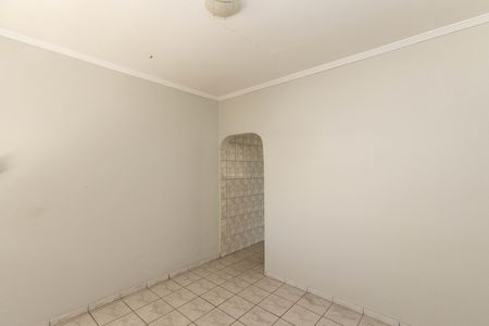 Casa à venda com 300m², 8 quartos e 2 vagas Casa à venda com 300m², 8 quartos e 2 vagasSala casa 2