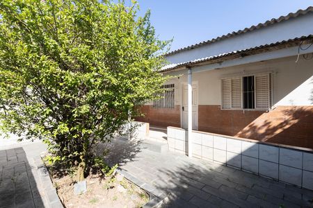 Casa à venda com 300m², 8 quartos e 2 vagas Casa à venda com 300m², 8 quartos e 2 vagasEntrada casa 2