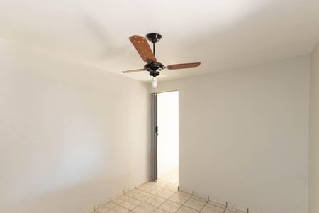 Casa à venda com 300m², 8 quartos e 2 vagas Casa à venda com 300m², 8 quartos e 2 vagasQuarto 2 casa 2