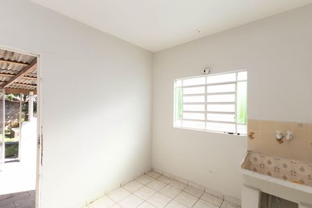 Casa à venda com 300m², 8 quartos e 2 vagas Casa à venda com 300m², 8 quartos e 2 vagasÁrea de Serviço casa 2
