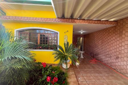 Casa para alugar com 260m², 3 quartos e 2 vagas Casa para alugar com 260m², 3 quartos e 2 vagasGaragem