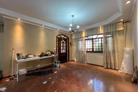 Casa para alugar com 260m², 3 quartos e 2 vagas Casa para alugar com 260m², 3 quartos e 2 vagasSala