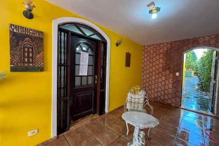 Casa para alugar com 260m², 3 quartos e 2 vagas Casa para alugar com 260m², 3 quartos e 2 vagasEntrada