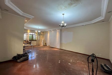 Casa para alugar com 260m², 3 quartos e 2 vagas Casa para alugar com 260m², 3 quartos e 2 vagasSala