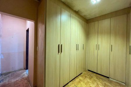 Casa para alugar com 260m², 3 quartos e 2 vagas Casa para alugar com 260m², 3 quartos e 2 vagasCloset da suíte