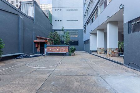 Apartamento à venda com 141m², 3 quartos e sem vaga Apartamento à venda com 141m², 3 quartos e sem vagaFoto 02