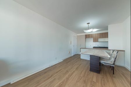 Sala de apartamento para alugar com 3 quartos, 83m² em Santo Amaro, São Paulo
