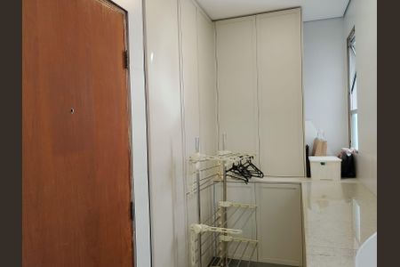Apartamento para alugar com 100m², 3 quartos e 2 vagas Apartamento para alugar com 100m², 3 quartos e 2 vagasÁrea de Serviço