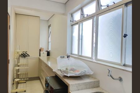 Apartamento para alugar com 100m², 3 quartos e 2 vagas Apartamento para alugar com 100m², 3 quartos e 2 vagasCozinha
