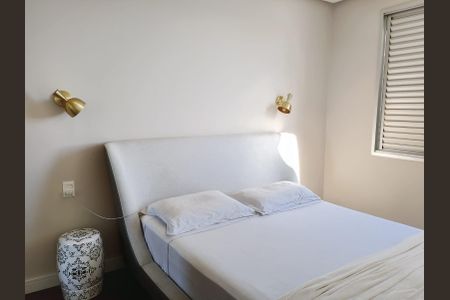Apartamento para alugar com 100m², 3 quartos e 2 vagas Apartamento para alugar com 100m², 3 quartos e 2 vagasQuarto