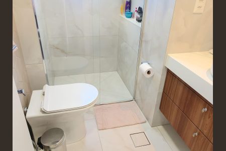 Apartamento para alugar com 100m², 3 quartos e 2 vagas Apartamento para alugar com 100m², 3 quartos e 2 vagasBanheiro