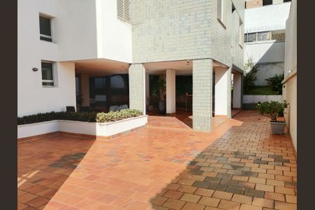 Apartamento para alugar com 100m², 3 quartos e 2 vagas Apartamento para alugar com 100m², 3 quartos e 2 vagasÁrea externa