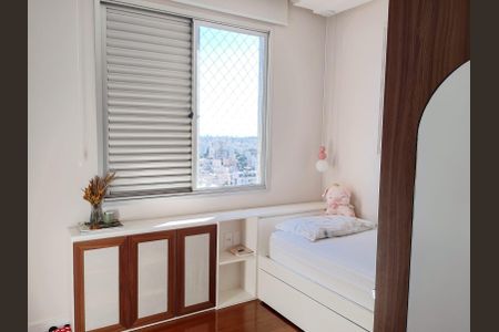 Apartamento para alugar com 100m², 3 quartos e 2 vagas Apartamento para alugar com 100m², 3 quartos e 2 vagasQuarto