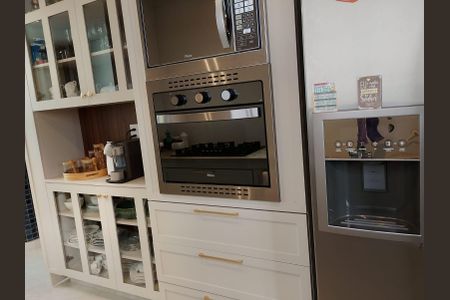 Apartamento para alugar com 100m², 3 quartos e 2 vagas Apartamento para alugar com 100m², 3 quartos e 2 vagasCozinha