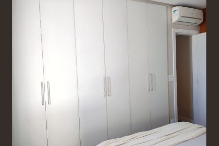 Apartamento para alugar com 100m², 3 quartos e 2 vagas Apartamento para alugar com 100m², 3 quartos e 2 vagasQuarto