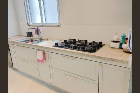 Apartamento para alugar com 100m², 3 quartos e 2 vagas Apartamento para alugar com 100m², 3 quartos e 2 vagasCozinha