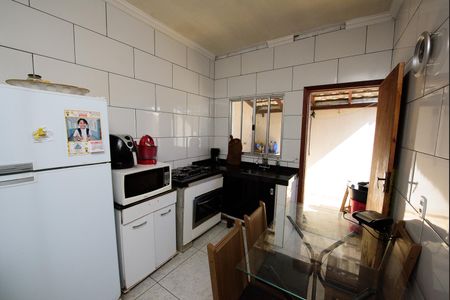 Cozinha de casa à venda com 2 quartos, 116m² em Itaipu, Contagem