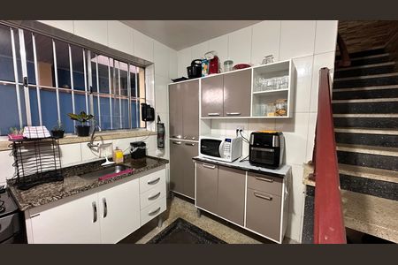 Casa à venda com 1 quarto, 250m² em Jardim Casablanca, São Paulo