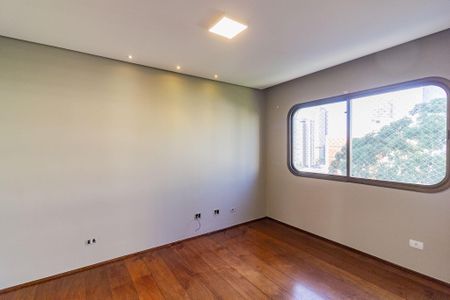 Apartamento à venda com 320m², 4 quartos e 4 vagas Apartamento à venda com 320m², 4 quartos e 4 vagasSala 1