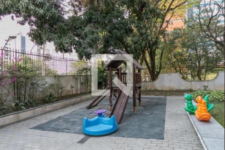Apartamento à venda com 320m², 4 quartos e 4 vagas Apartamento à venda com 320m², 4 quartos e 4 vagasParque infantil