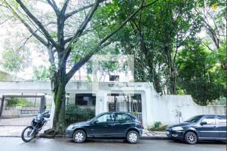 Apartamento à venda com 320m², 4 quartos e 4 vagas Apartamento à venda com 320m², 4 quartos e 4 vagasFachada
