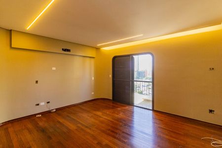 Apartamento à venda com 320m², 4 quartos e 4 vagas Apartamento à venda com 320m², 4 quartos e 4 vagasQuarto 1 - Suíte 1