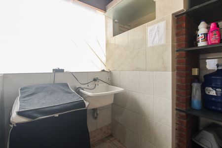 Área de Serviço  de casa à venda com 5 quartos, 269m² em Vila Gomes Cardim, São Paulo