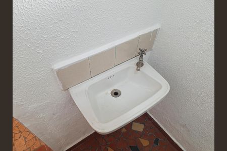 Banheiro de casa para alugar com 1 quarto, 30m² em Água Fria, São Paulo