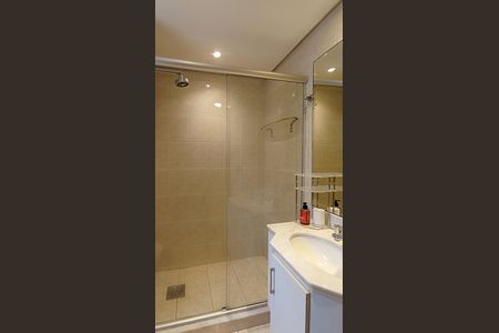Apartamento à venda com 80m², 3 quartos e 2 vagas Apartamento à venda com 80m², 3 quartos e 2 vagasBanheiro suite